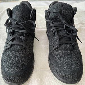 Air Jordan Retro 3 Flyknit size 10.5